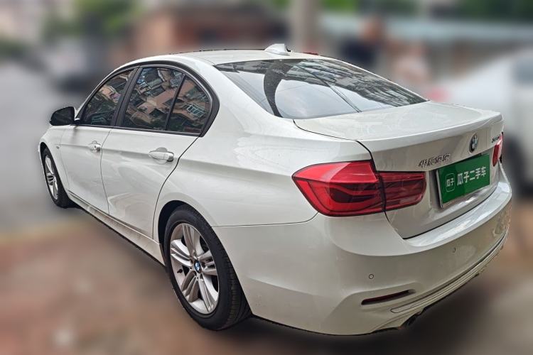 Used BMW 3 Series 2016 320i Fashion Model Rear Left 45 Deg