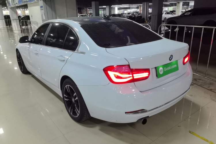 Used BMW 3 Series 2016 320Li Fashion Model Rear Left 45 Deg