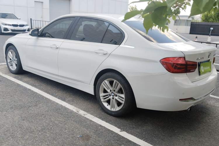Used BMW 3 Series 2016 320Li Fashion Model Rear Left 45 Deg