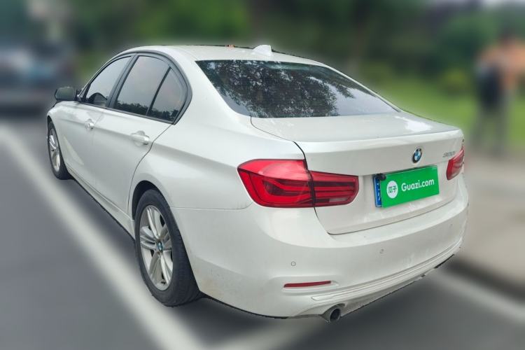 Used BMW 3 Series 2016 320i Fashion Model Rear Left 45 Deg
