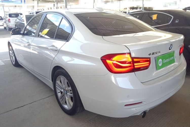 Used BMW 3 Series 2016 320i Fashion Model Rear Left 45 Deg