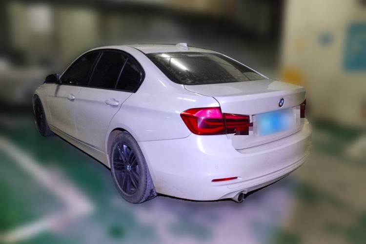 Used BMW 3 Series 2016 320i Fashion Model Rear Left 45 Deg