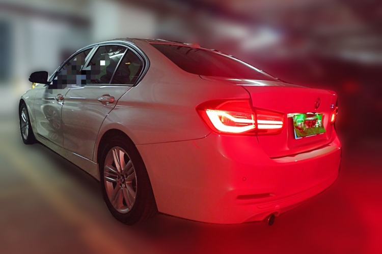 Used BMW 3 Series 2016 320i Fashion Model Rear Left 45 Deg