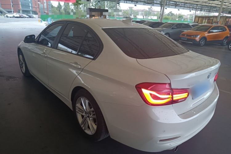 Used BMW 3 Series 2016 320i Fashion Model Rear Left 45 Deg
