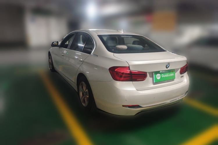 Used BMW 3 Series 2016 316Li Fashion Model Rear Left 45 Deg