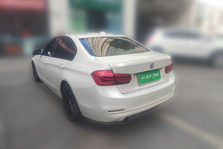 Used BMW 3 Series 2016 320i Fashion Model Rear Left 45 Deg