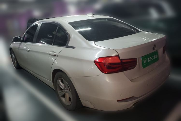 Used BMW 3 Series 2016 316Li Fashion Model Rear Left 45 Deg