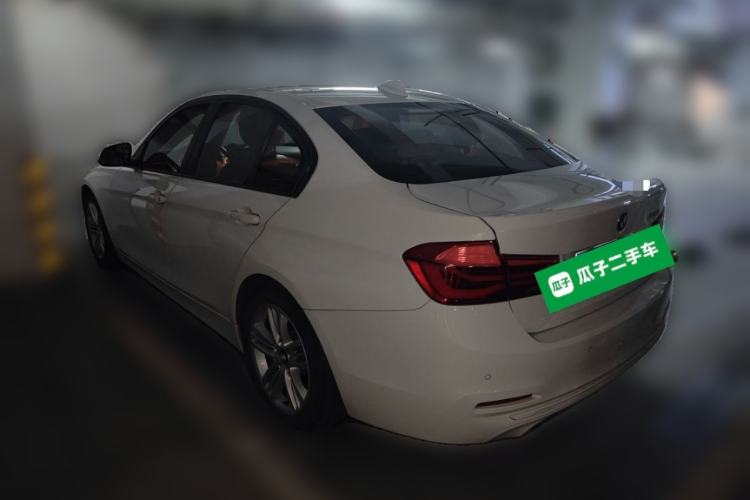 Used BMW 3 Series 2016 320i Fashion Model Rear Left 45 Deg