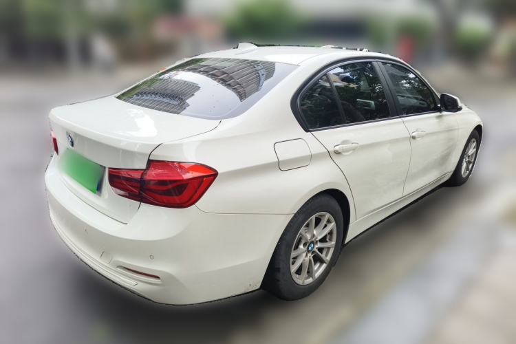 Used BMW 3 Series 2016 316i Fashion Model Rear Right 45 Deg