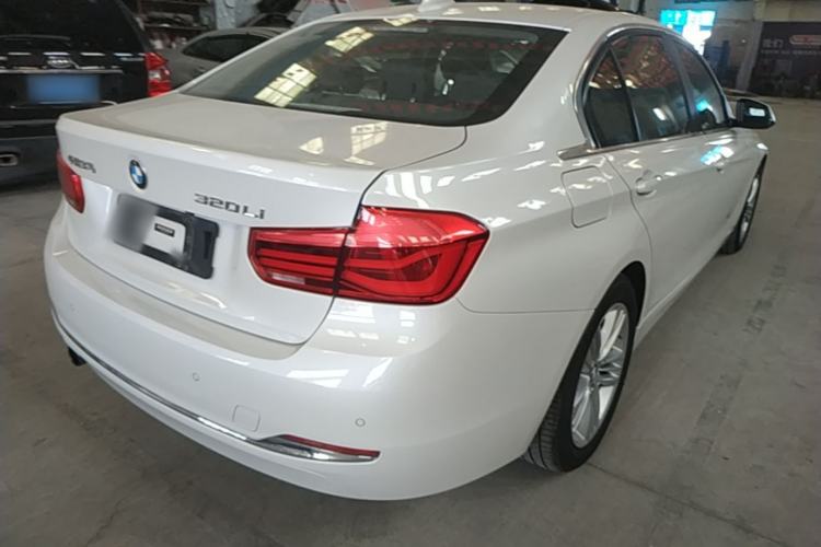 Used BMW 3 Series 2016 320Li Ambition Model Rear Right 45 Deg
