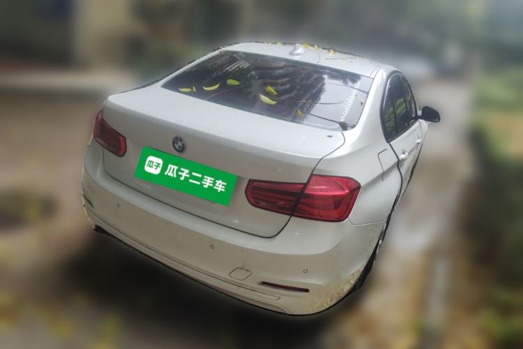 Used BMW 3 Series 2016 316i Fashion Model Rear Right 45 Deg
