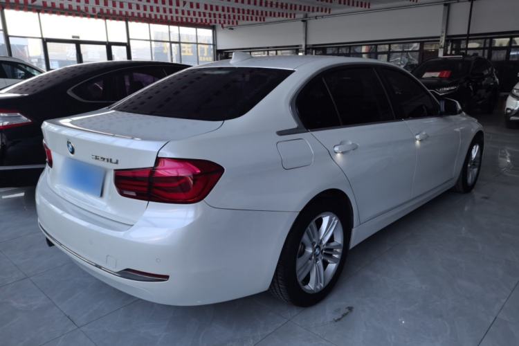 Used BMW 3 Series 2016 320Li Ambition Model Rear Right 45 Deg
