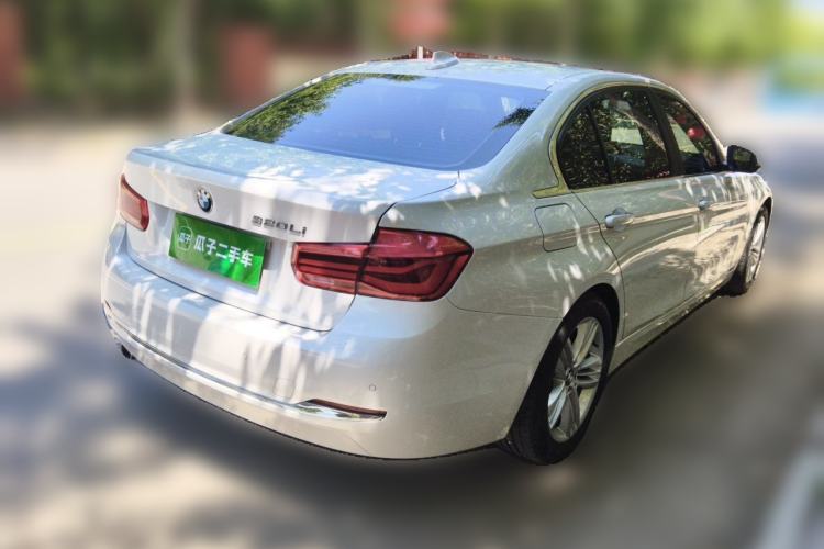 Used BMW 3 Series 2016 320Li Fashion Model Rear Right 45 Deg