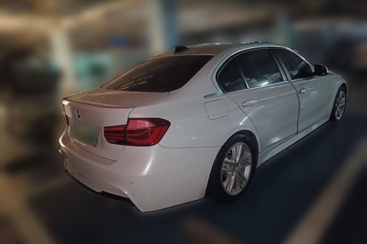 Used BMW 3 Series 2016 320Li Fashion Model Rear Right 45 Deg