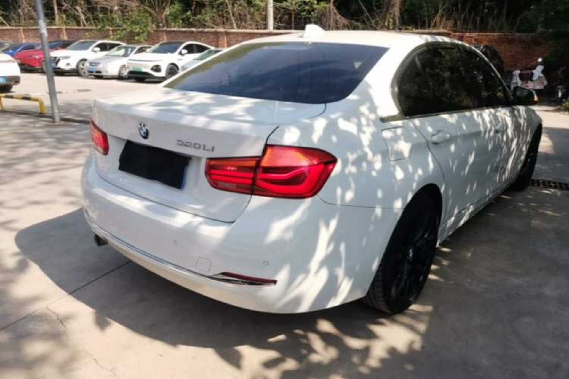 Used BMW 3 Series 2016 320Li Fashion Model Rear Right 45 Deg