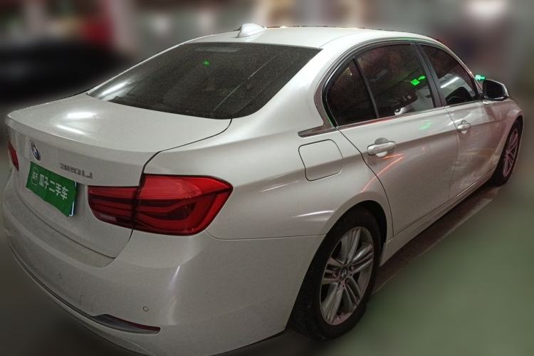 Used BMW 3 Series 2016 320Li Fashion Model Rear Right 45 Deg
