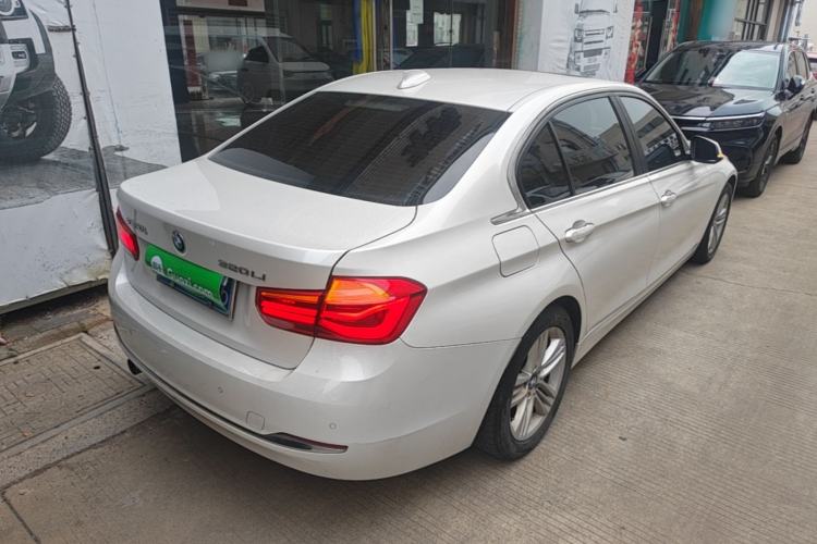 Used BMW 3 Series 2016 320Li Ambition Model Rear Right 45 Deg