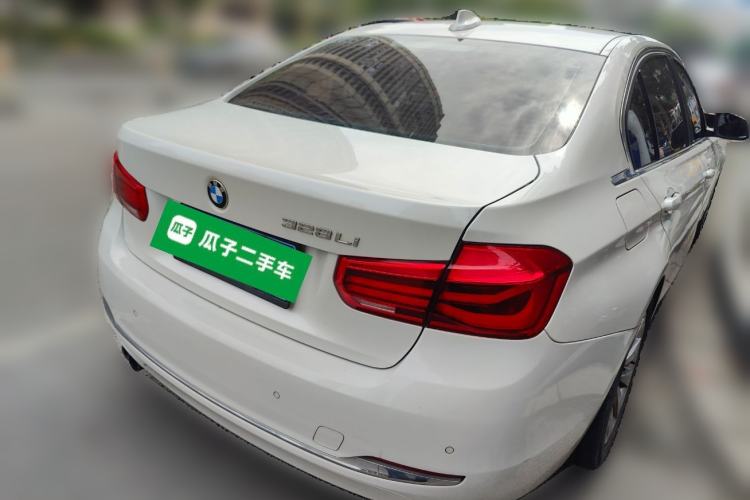 Used BMW 3 Series 2016 328Li Fashion Model Rear Right 45 Deg