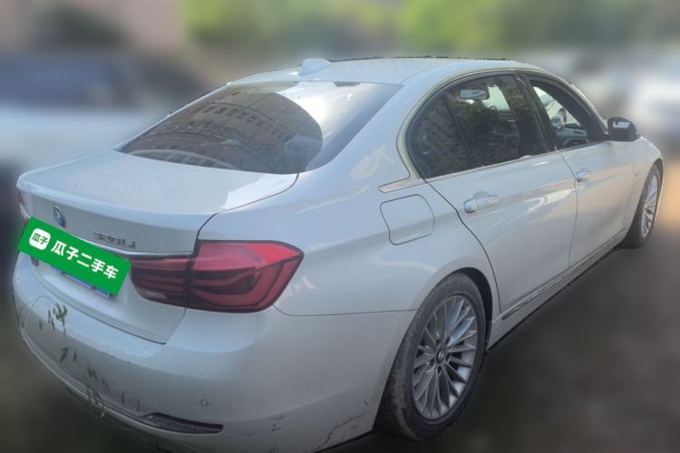 Used BMW 3 Series 2016 320Li Luxury Design Package Rear Right 45 Deg