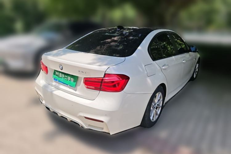 Used BMW 3 Series 2016 316i Fashion Model Rear Right 45 Deg