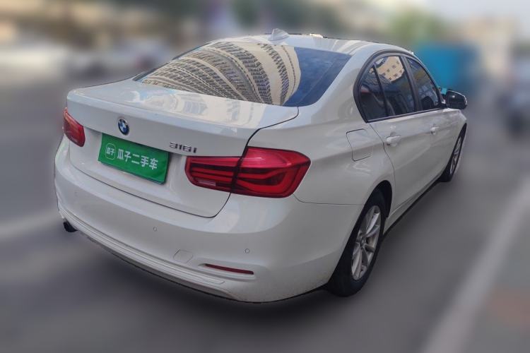 Used BMW 3 Series 2016 316i Fashion Model Rear Right 45 Deg