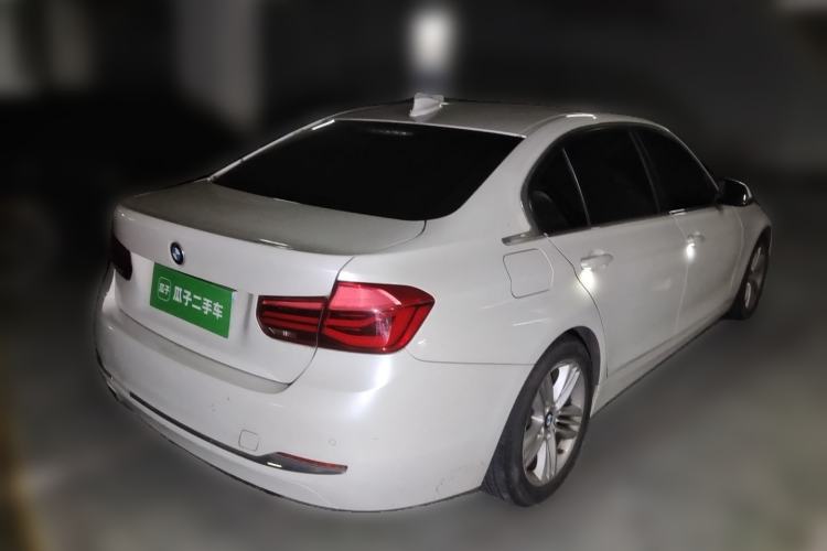 Used BMW 3 Series 2016 320Li Fashion Model Rear Right 45 Deg