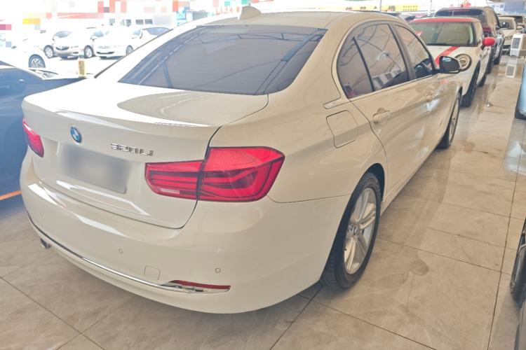 Used BMW 3 Series 2016 320Li Fashion Model Rear Right 45 Deg