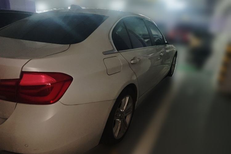 Used BMW 3 Series 2016 320Li Ambition Model Rear Right 45 Deg
