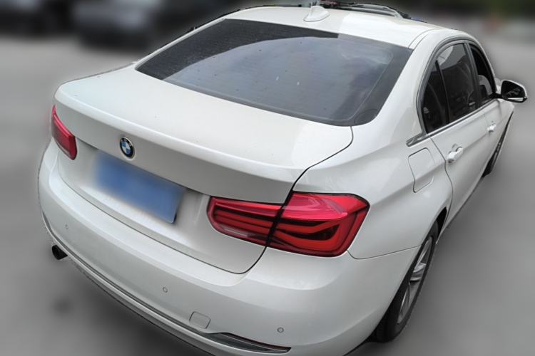 Used BMW 3 Series 2016 316Li Fashion Model Rear Right 45 Deg