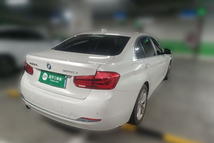 Used BMW 3 Series 2016 320Li Fashion Model Rear Right 45 Deg