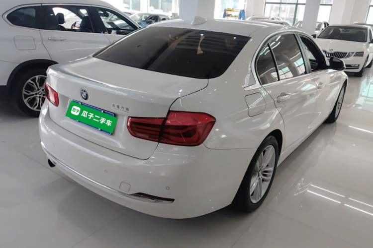 Used BMW 3 Series 2016 320Li Ambition Model Rear Right 45 Deg