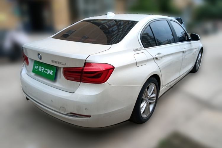 Used BMW 3 Series 2016 320Li Fashion Model Rear Right 45 Deg
