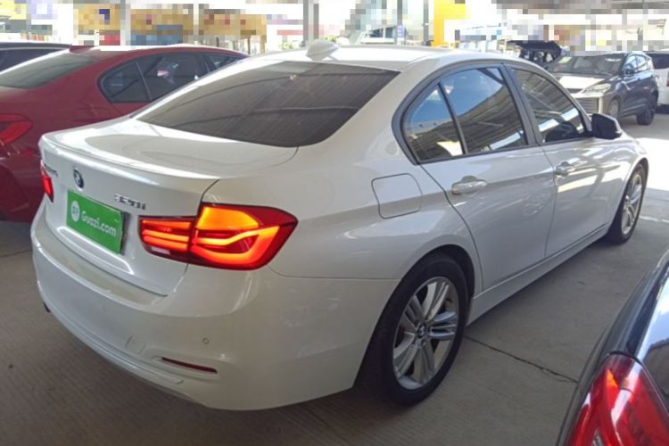 Used BMW 3 Series 2016 320i Fashion Model Rear Right 45 Deg