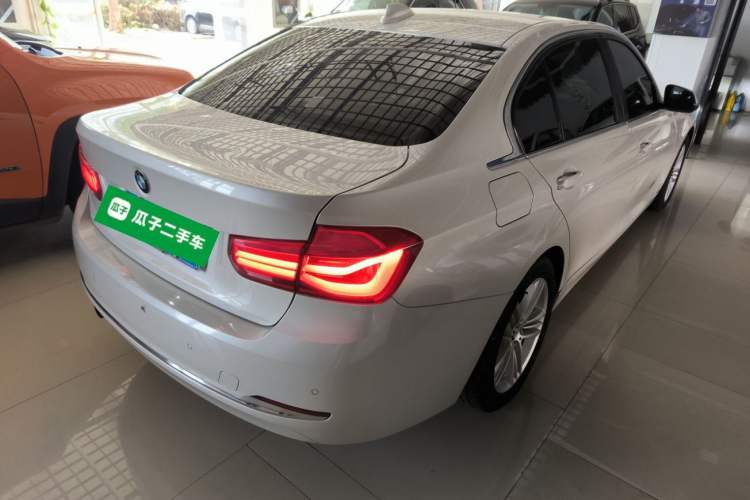 Used BMW 3 Series 2016 320Li Ambition Model Rear Right 45 Deg