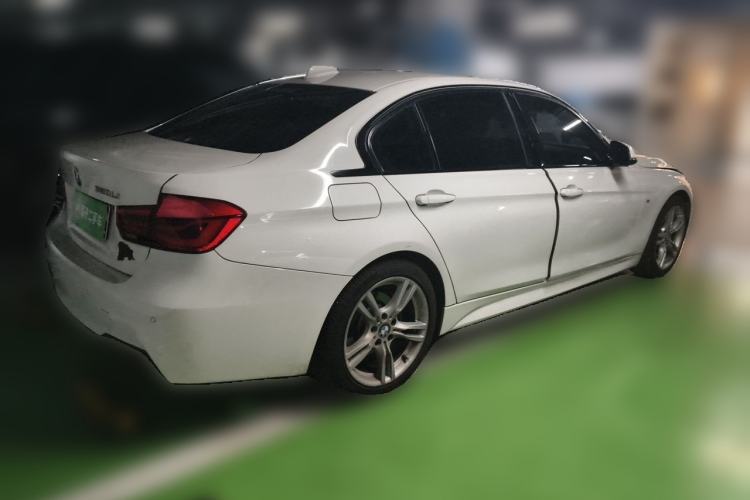 Used BMW 3 Series 2016 320Li Fashion Model Rear Right 45 Deg