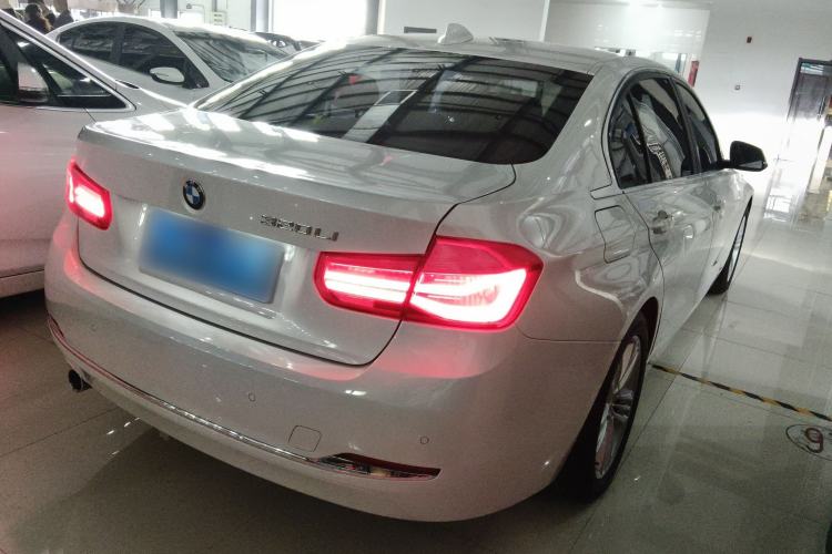 Used BMW 3 Series 2016 320Li Ambition Model Rear Right 45 Deg