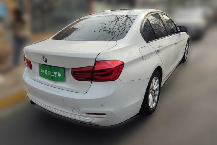 Used BMW 3 Series 2016 316i Fashion Model Rear Right 45 Deg
