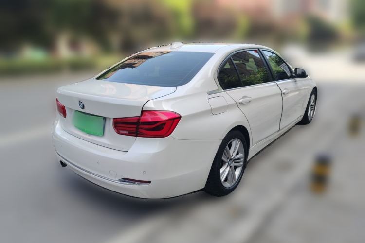 Used BMW 3 Series 2016 320Li Fashion Model Rear Right 45 Deg