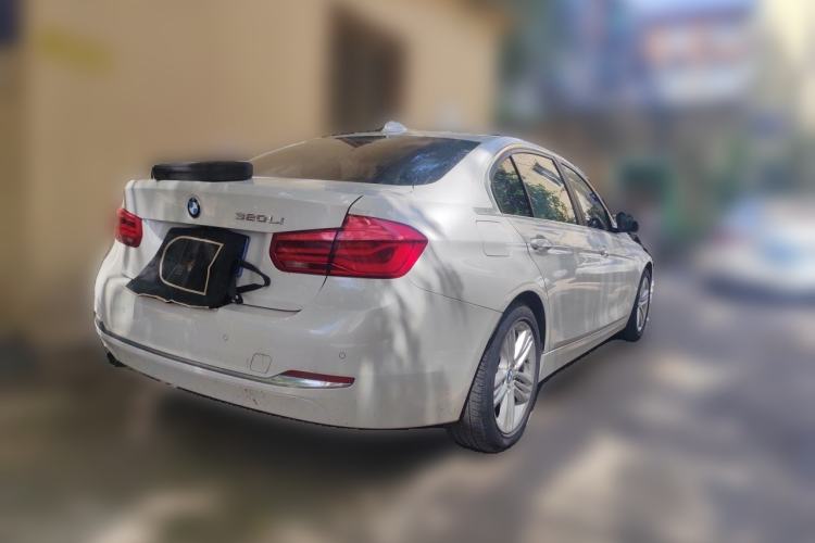 Used BMW 3 Series 2016 320Li Fashion Model Rear Right 45 Deg
