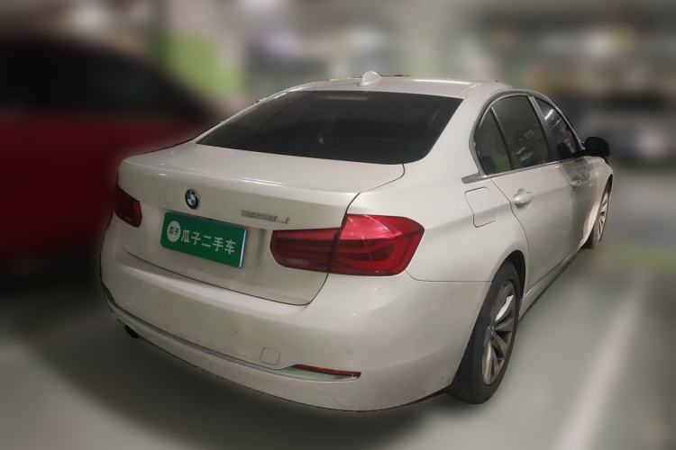 Used BMW 3 Series 2016 328Li Fashion Model Rear Right 45 Deg