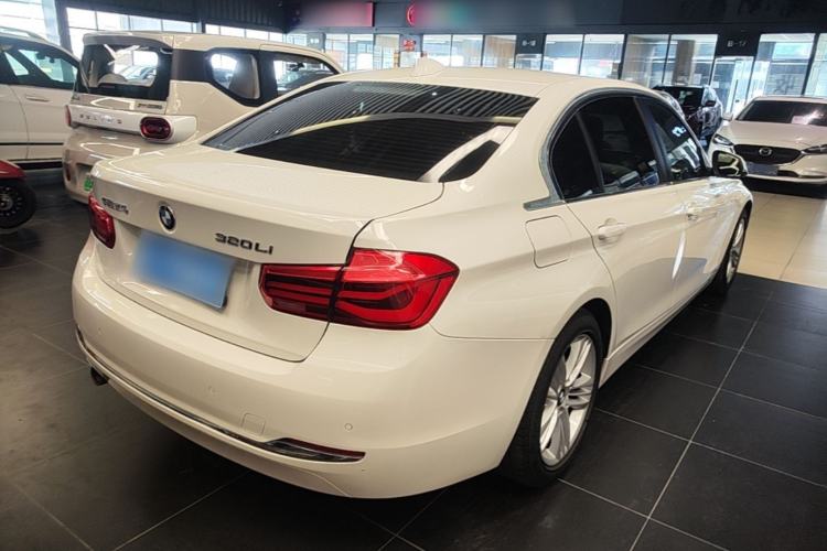 Used BMW 3 Series 2016 320Li Fashion Model Rear Right 45 Deg