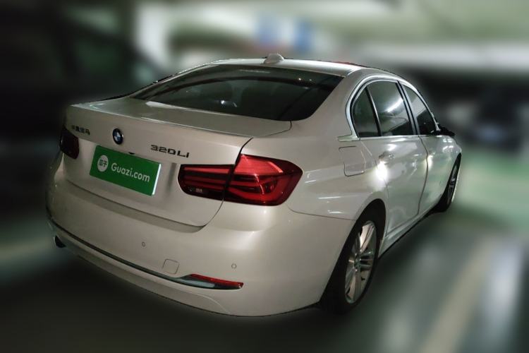 Used BMW 3 Series 2016 320Li Fashion Model Rear Right 45 Deg