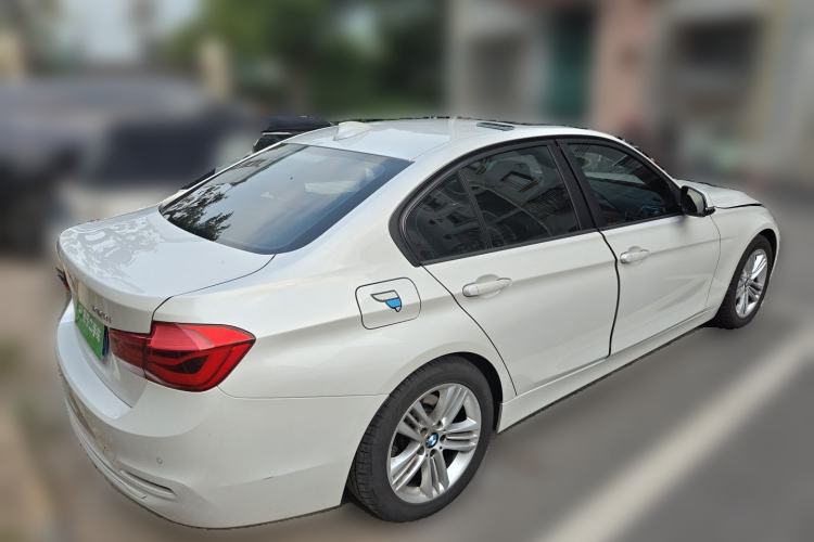 Used BMW 3 Series 2016 320i Fashion Model Rear Right 45 Deg