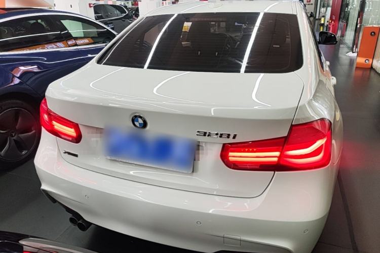 Used BMW 3 Series 2016 328i xDrive M Sport Edition Rear