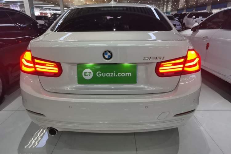 Used BMW 3 Series 2016 320i Fashion Model Rear