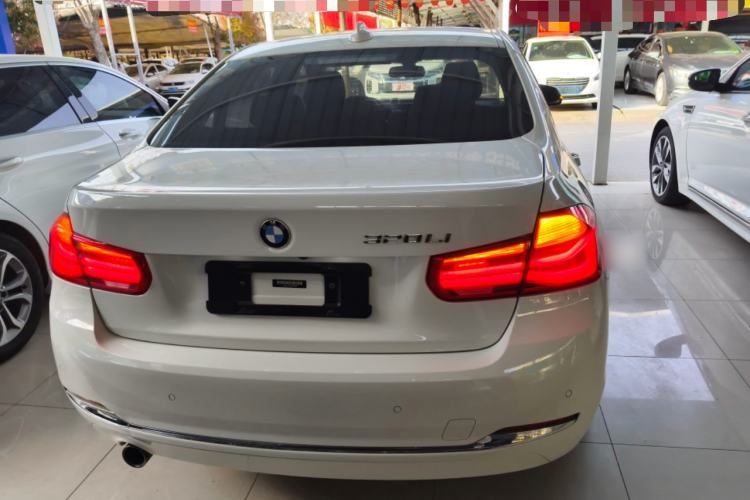Used BMW 3 Series 2016 320Li Fashion Model Rear