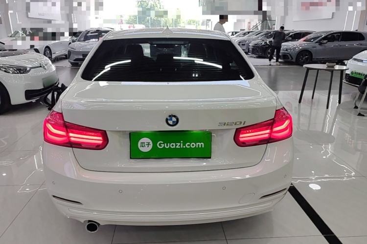 Used BMW 3 Series 2016 320i Fashion Model Rear