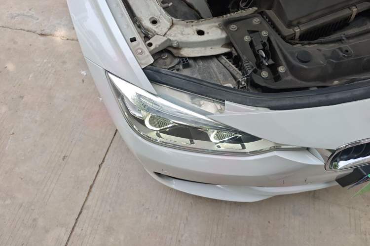 Used BMW 3 Series 2016 320Li Fashion Model Right Front Headlight