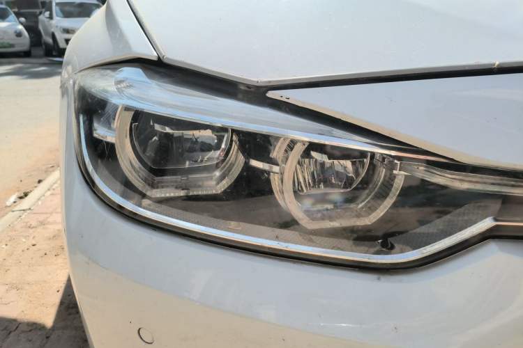 Used BMW 3 Series 2016 320Li Fashion Model Right Front Headlight