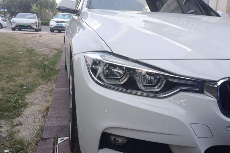Used BMW 3 Series 2016 320i M Sport Right Front Headlight